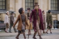 Immagine 3 - Wonka, immagini del film di Paul King con Timothée Chalamet, Olivia Colman, Calah Lane, prequel di Willy Wonka e la fabbrica di