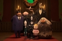 La famiglia Addams, poster con i personaggi del film con Morticia e gli altri