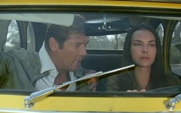 Immagine 15 - Agente 007 Solo per i tuoi occhi (1981), immagini del film di John Glen con Roger Moore e Carole Bouquet