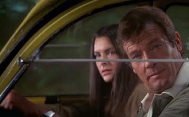 Immagine 18 - Agente 007 Solo per i tuoi occhi (1981), immagini del film di John Glen con Roger Moore e Carole Bouquet