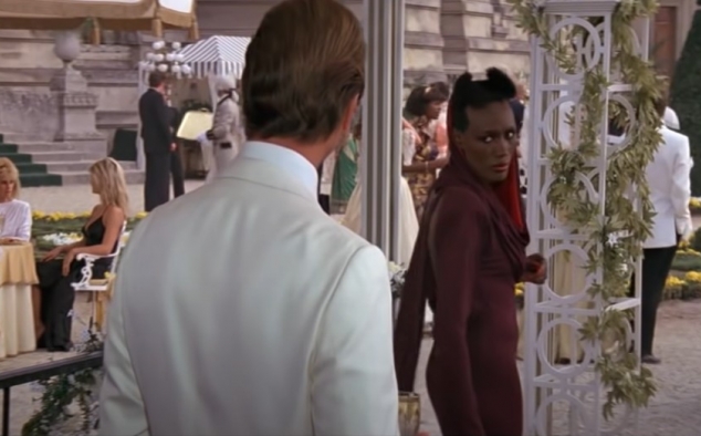 Immagine 5 - 007 Bersaglio mobile, immagini del film di J.Glen con Roger Moore, Christopher Walken, Tanya Roberts, Grace Jones