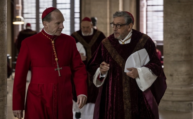 Immagine 18 - Conclave, immagini del film di Edward Berger con Ralph Fiennes, Stanley Tucci, John Lithgow, Isabella Rossellini