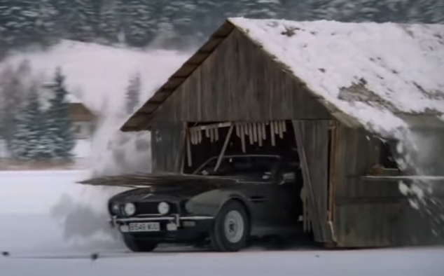 Immagine 19 - 007 - Zona pericolo, foto e immagini del film del 1987 di John Glen con Timothy Dalton nei panni di James Bond, 15esimo film del