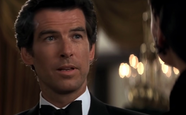 Immagine 9 - 007 Goldeneye (1995), immagini del film di Martin Campbell con Pierce Brosnan per la prima volta nei panni di James Bond