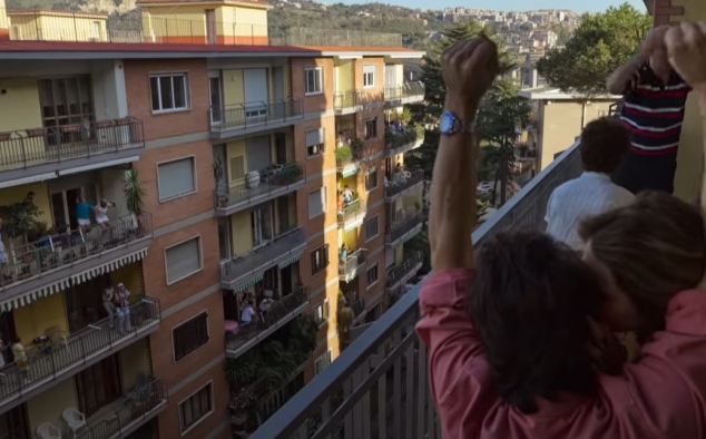 Immagine 23 - È stata la mano di Dio, foto e immagini del film di Paolo Sorrentino con Filippo Scotti, Toni Servillo