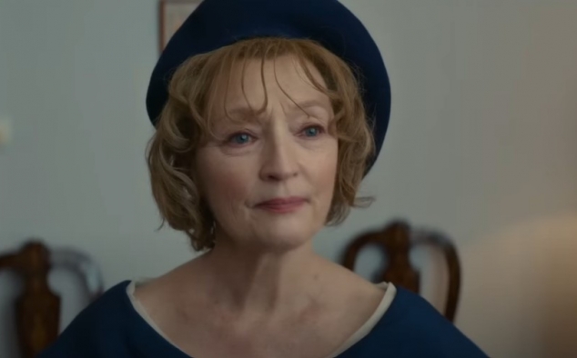 Immagine 1 - La Signora Harris va a Parigi, immagini del film di A. Fabian con Lesley Manville, Jason Isaacs, Isabelle Huppert