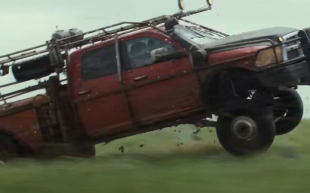 Immagine 2 - Twisters, immagini del film di Lee Isaac Chung con Daisy Edgar-Jones, Glen Powell, Anthony Ramos