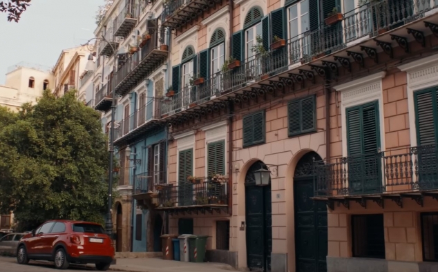 Immagine 10 - Io sono la fine del mondo, immagini del film di Gennaro Nunziante con Angelo Duro, Giorgio Colangeli, Matilde Piana