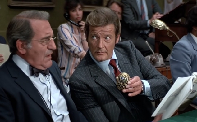 Immagine 1 - Agente 007 - Octopussy Operazione piovra (1983), foto e immagini del film di John Glen con Roger Moore, Maud Adams e Kabir Bedi