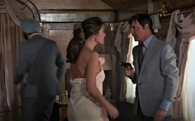 Immagine 27 - Agente 007 - Octopussy Operazione piovra (1983), foto e immagini del film di John Glen con Roger Moore, Maud Adams e Kabir Bedi