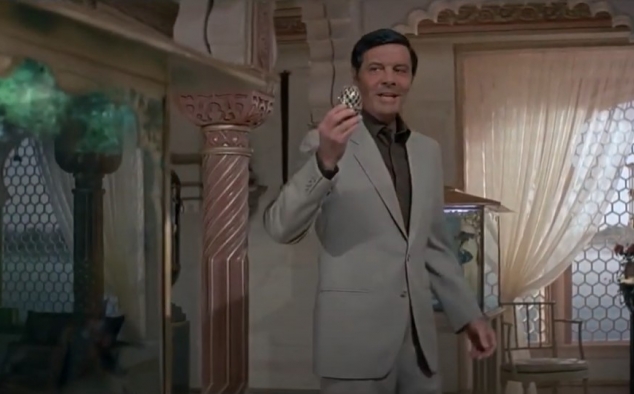 Immagine 5 - Agente 007 - Octopussy Operazione piovra (1983), foto e immagini del film di John Glen con Roger Moore, Maud Adams e Kabir Bedi