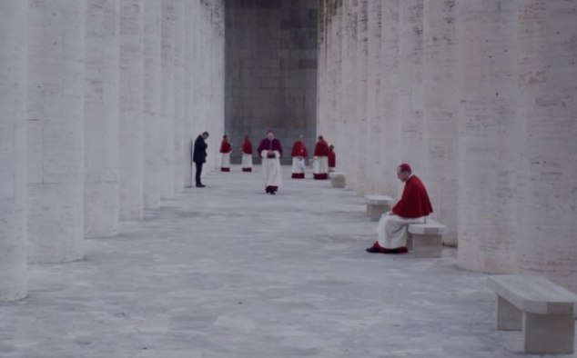 Immagine 12 - Conclave, immagini del film di Edward Berger con Ralph Fiennes, Stanley Tucci, John Lithgow, Isabella Rossellini