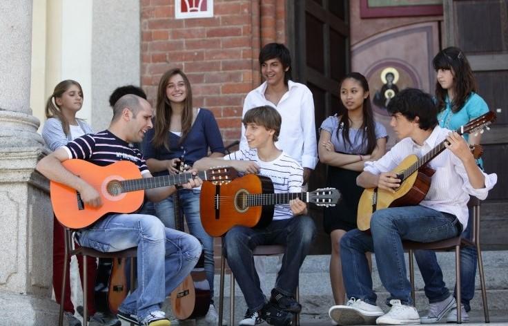 nuovo film, Zalone, uscita, amico