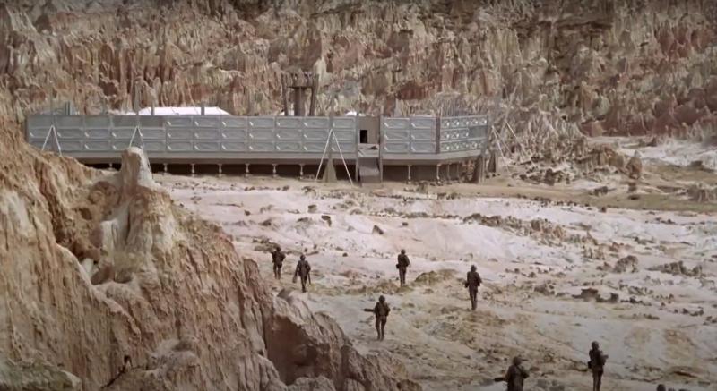 Starship Troopers film serie, romanzo fantascienza