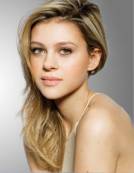 Nicola Peltz
