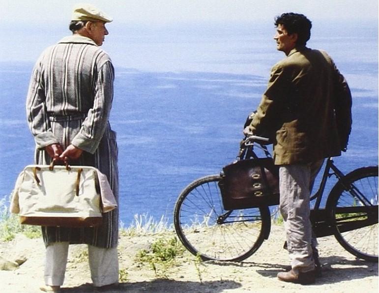 Troisi sosia, Il postino