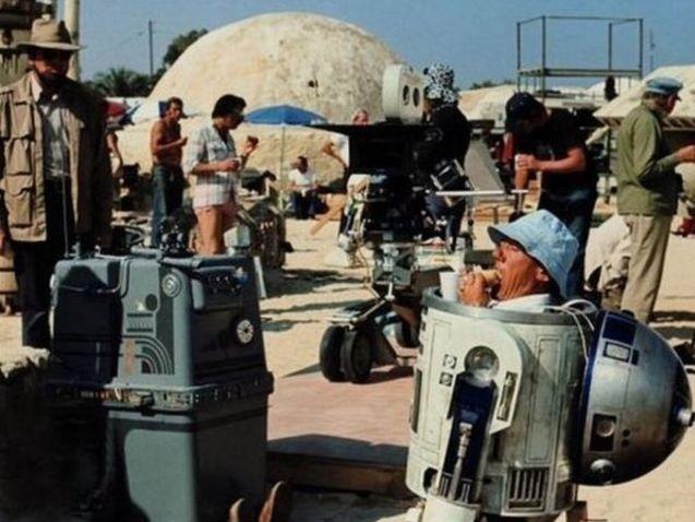 R2-D2/C1-P8 Kenny Baker 