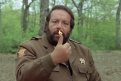 Immagine 14 - Uno sceriffo extraterrestre... poco extra e molto terrestre, Bud Spencer cucina i fagioli accendendo il fuoco con il pollice