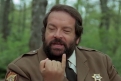 Immagine 17 - Uno sceriffo extraterrestre... poco extra e molto terrestre, Bud Spencer cucina i fagioli accendendo il fuoco con il pollice
