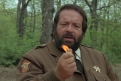 Immagine 19 - Uno sceriffo extraterrestre... poco extra e molto terrestre, Bud Spencer cucina i fagioli accendendo il fuoco con il pollice