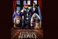 Immagine 16 - La famiglia Addams, poster con i personaggi del film con Morticia e gli altri
