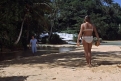 Immagine 6 - Agente 007- Licenza di uccidere (1962), immagini del film di Terence Young con Sean Connery, Ursula Andress, Joseph Wiseman, Jac