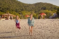 Immagine 14 - Ticket to Paradise, foto e immagini del film di Ol Parker con George Clooney, Julia Roberts