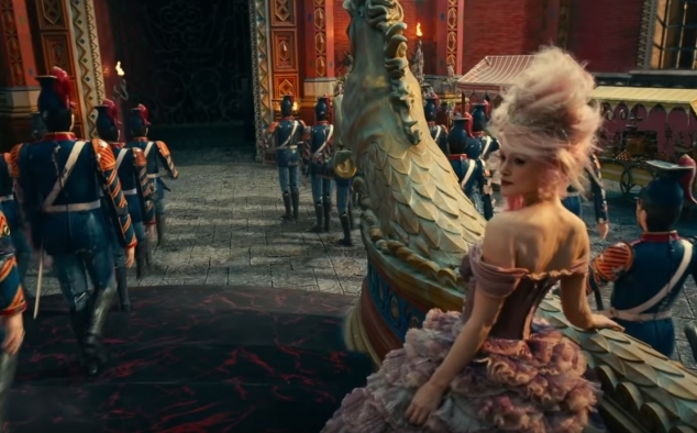 Immagine 19 - Lo Schiaccianoci e i Quattro Regni, immagini tratte dal film Disney con Mackenzie Foy e Keira Knightley