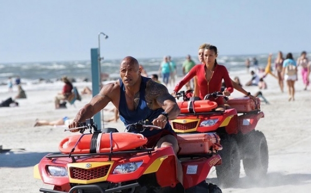 Immagine 2 - Baywatch, foto e immagini del film