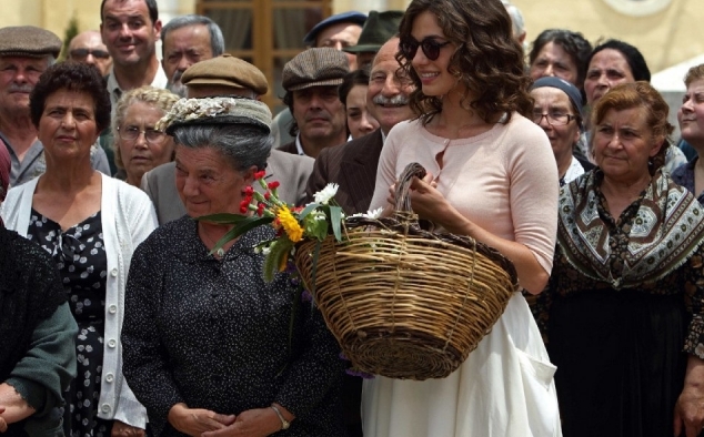 Immagine 5 - Si accettano miracoli