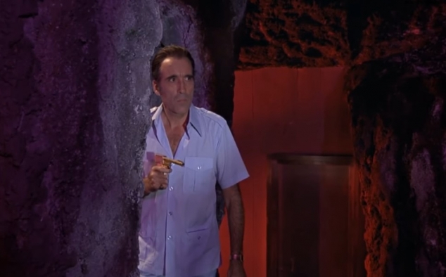 Immagine 14 - Agente 007 - L'uomo dalla pistola d'oro (1974), immagini del film di Guy Hamilton con Roger Moore, Christopher Lee, Maud Adams.