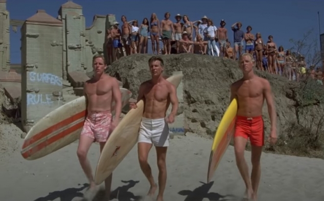 Immagine 1 - Un mercoledì da leoni (1978), foto del film di John Milius con Jan-Michael Vincent, William Katt, Gary Busey, Lee Purcell. Uscit