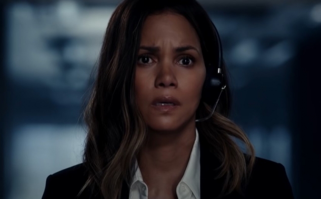 Immagine 10 - Moonfall, immagini del film di Roland Emmerich con Halle Berry, Patrick Wilson, John Bradley, Michael Peña