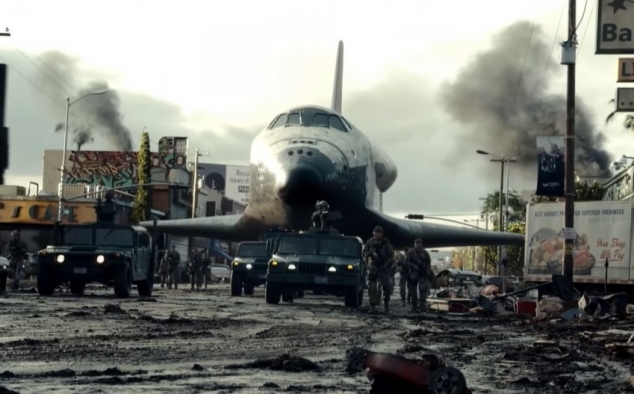Immagine 11 - Moonfall, immagini del film di Roland Emmerich con Halle Berry, Patrick Wilson, John Bradley, Michael Peña