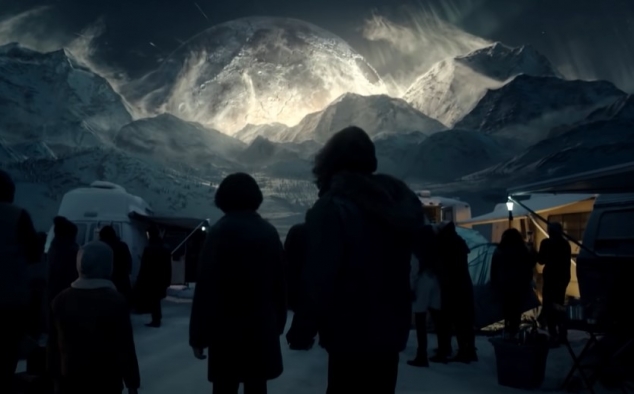 Immagine 12 - Moonfall, immagini del film di Roland Emmerich con Halle Berry, Patrick Wilson, John Bradley, Michael Peña