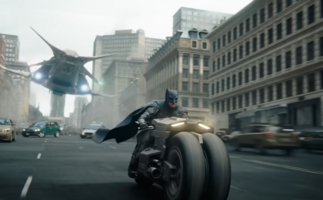Immagine 5 - The Flash, immagini del film supereroi DC Comics del 2023 con Ezra Miller, Michael Keaton, Ben Affleck