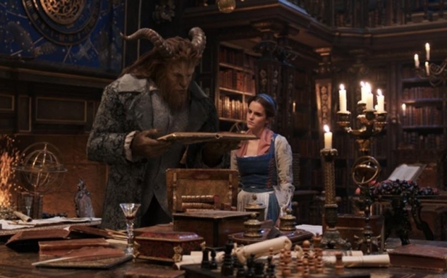 Immagine 13 - La bella e la bestia, immagini del film live action del 2017