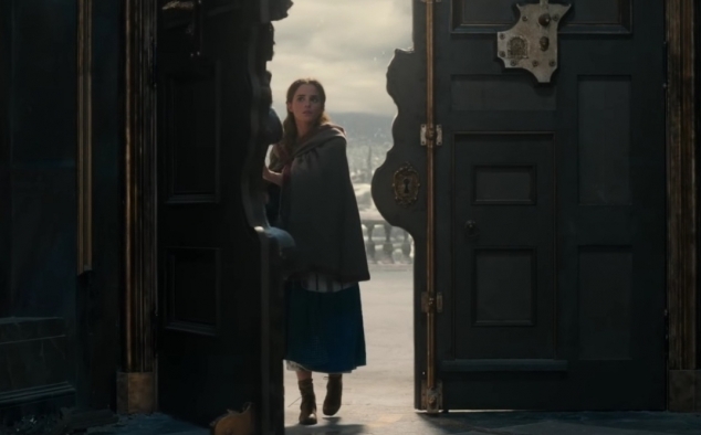 Immagine 12 - La bella e la bestia, immagini del film live action del 2017