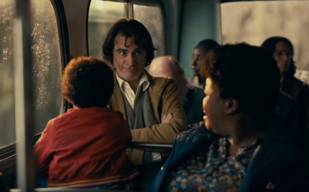 Immagine 16 - Joker, foto dal film con Joaquin Phoenix, Robert De Niro
