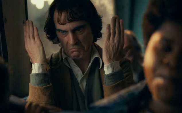 Immagine 5 - Joker, foto dal film con Joaquin Phoenix, Robert De Niro