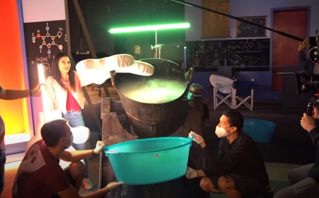 Immagine 10 - Me contro Te il Film 2 - Il mistero della scuola incantata, foto backstage del film con Luì e Sofì