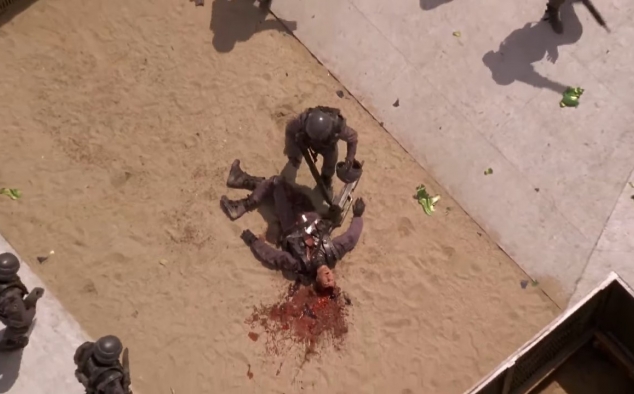 Immagine 12 - Starship Troopers - Fanteria dello Spazio (1997), foto e immagini del film fantascienza di Paul Verhoeven con Casper Van Dien