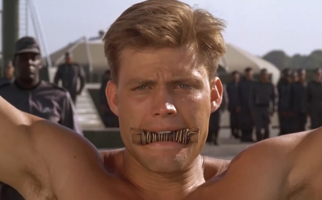 Immagine 17 - Starship Troopers - Fanteria dello Spazio (1997), foto e immagini del film fantascienza di Paul Verhoeven con Casper Van Dien