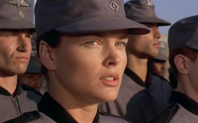 Immagine 18 - Starship Troopers - Fanteria dello Spazio (1997), foto e immagini del film fantascienza di Paul Verhoeven con Casper Van Dien