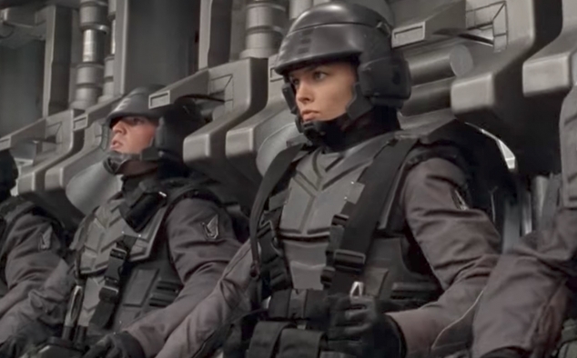 Immagine 5 - Starship Troopers - Fanteria dello Spazio (1997), foto e immagini del film fantascienza di Paul Verhoeven con Casper Van Dien