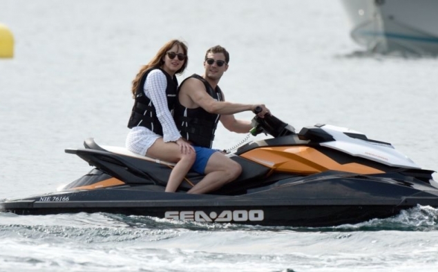 Immagine 6 - Cinquanta sfumature di rosso, foto e immagini tratte dal film di James Foley con Dakota Johnson e Jamie Dornan