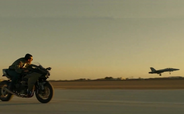 Immagine 11 - Top Gun: Maverick, foto del film con Tom Cruise