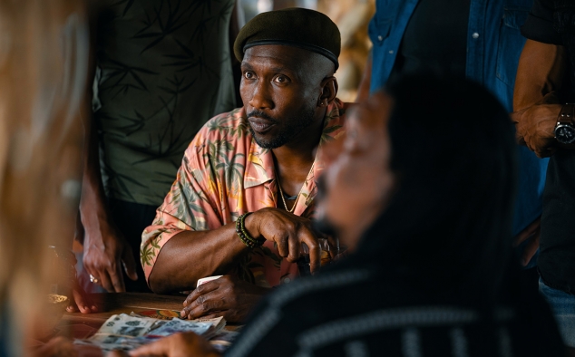 Immagine 4 - Jurassic World - La Rinascita, immagini del film di Gareth Edwards con Scarlett Johansson, Jonathan Bailey, Mahershala Ali